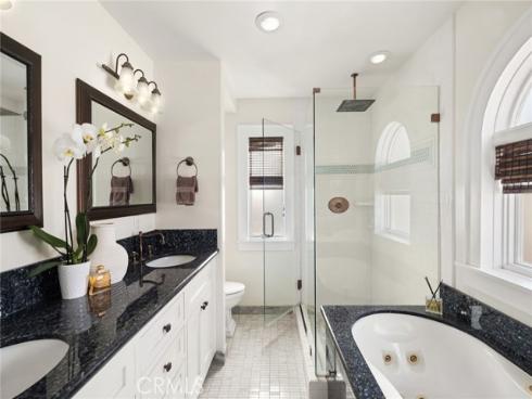 516  Poinsettia  B  Avenue, Corona del Mar, CA