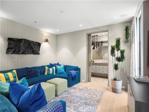 2804  Ocean  , Corona del Mar, CA