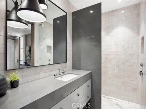 2804  Ocean  , Corona del Mar, CA