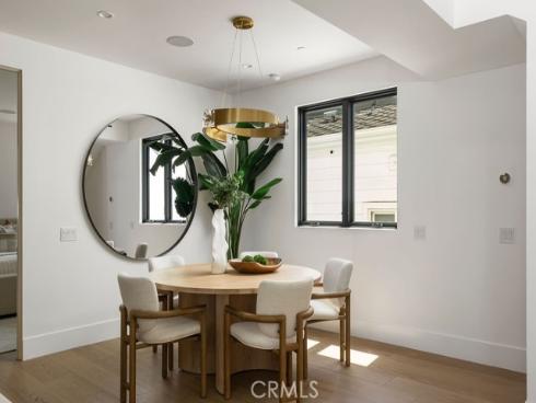 518 Poinsettia B Avenue, Corona del Mar, CA