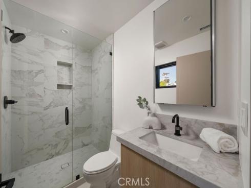 518 Poinsettia Avenue, Corona del Mar, CA