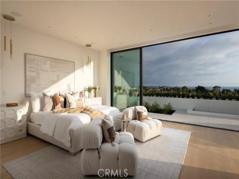 2519  Harbor View   Drive, Corona del Mar, CA
