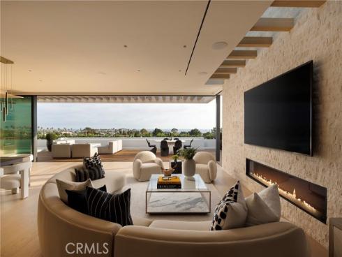 2519  Harbor View   Drive, Corona del Mar, CA