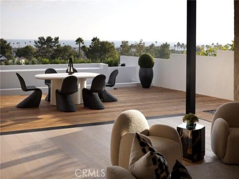 2519  Harbor View   Drive, Corona del Mar, CA