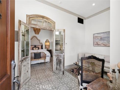 541 Hazel , Corona del Mar, CA