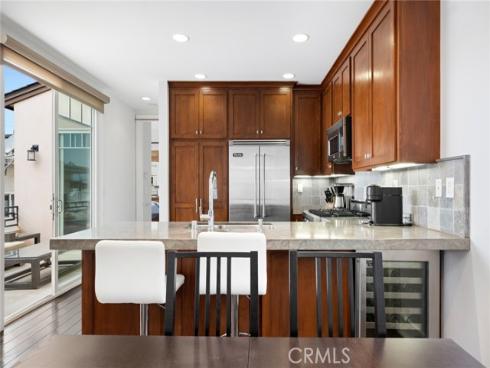 417 Poinsettia Avenue, Corona del Mar, CA