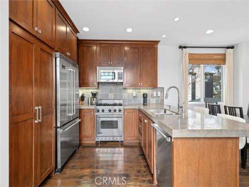 417 Poinsettia Avenue, Corona del Mar, CA