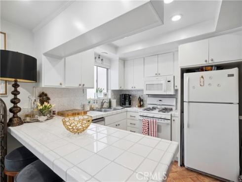 611 Larkspur , Corona del Mar, CA