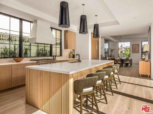 307 Goldenrod Avenue, Corona del Mar, CA
