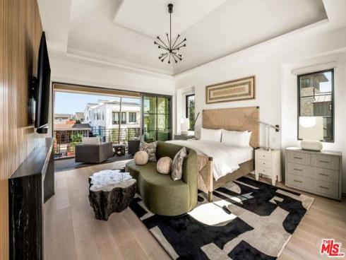 307 Goldenrod Avenue, Corona del Mar, CA