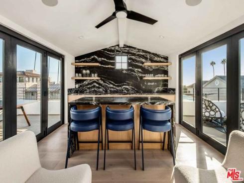 307 Goldenrod Avenue, Corona del Mar, CA