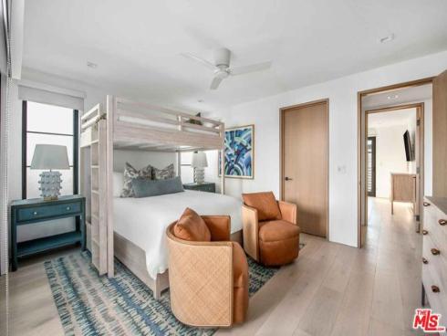 307 Goldenrod Avenue, Corona del Mar, CA