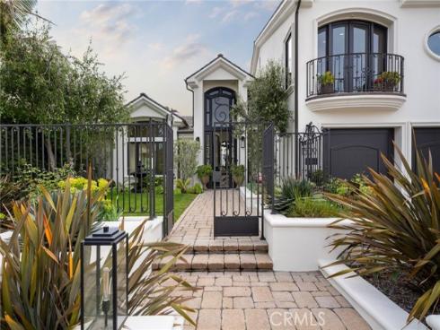 1509 Sandcastle Drive, Corona del Mar, CA