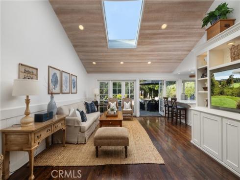 877 Sandcastle Drive, Corona del Mar, CA