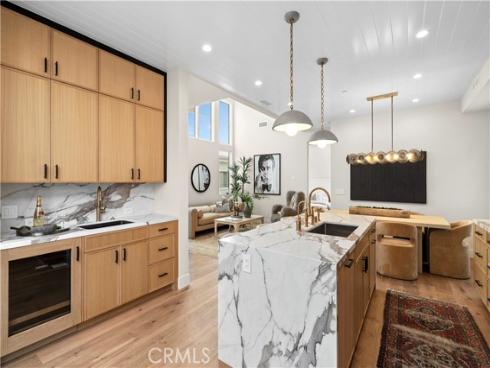 715 Poinsettia Avenue, Corona del Mar, CA