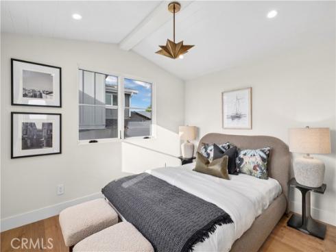 715 Poinsettia Avenue, Corona del Mar, CA