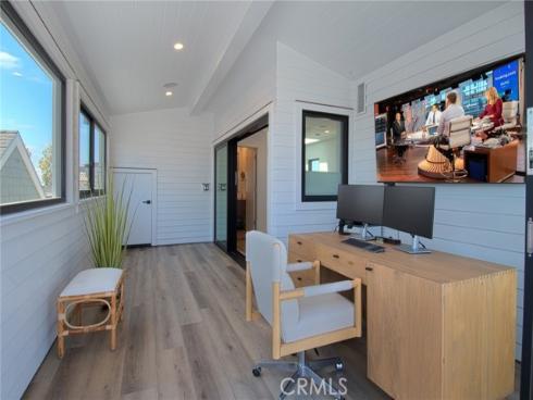 502  Begonia  , Corona del Mar, CA