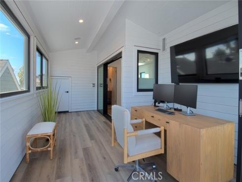 502  Begonia  , Corona del Mar, CA