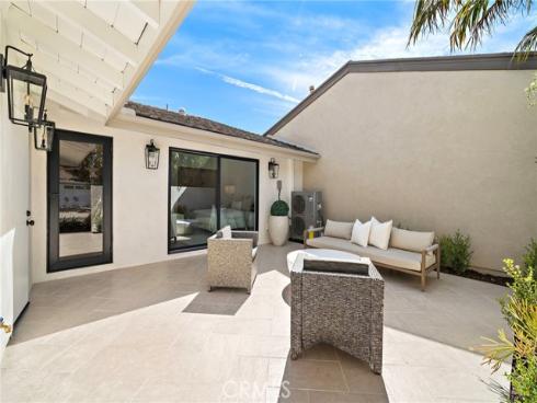 11  Jetty  , Corona del Mar, CA