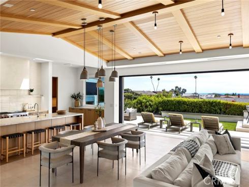 4607 Dorchester Road, Corona del Mar, CA
