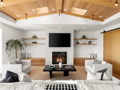 4607 Dorchester Road, Corona del Mar, CA
