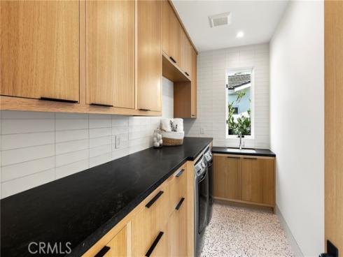4607 Dorchester Road, Corona del Mar, CA