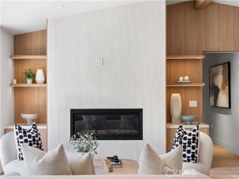 1120 White Sails Way, Corona del Mar, CA