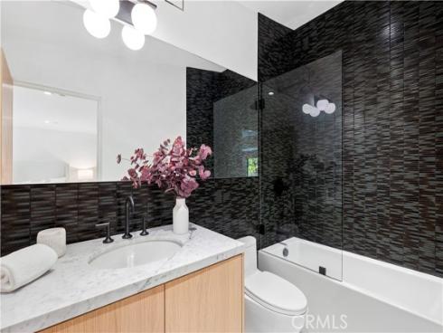1120 White Sails Way, Corona del Mar, CA