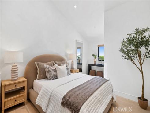 1120 White Sails Way, Corona del Mar, CA
