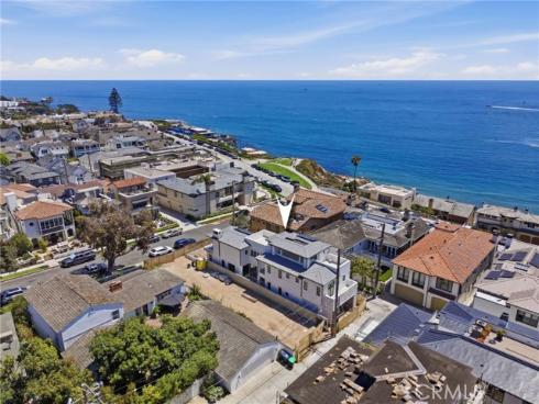 209  Narcissus   Avenue, Corona del Mar, CA