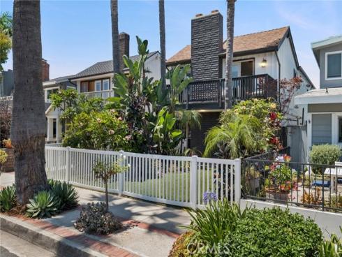 415 Goldenrod , Corona del Mar, CA
