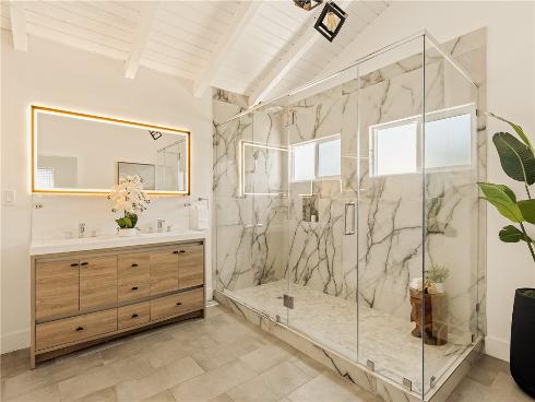 702  Acacia   Avenue, Corona del Mar, CA