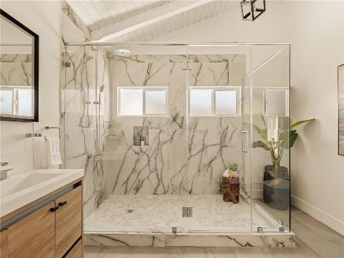 702  Acacia   Avenue, Corona del Mar, CA