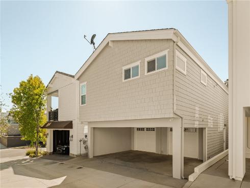 702  Acacia   Avenue, Corona del Mar, CA