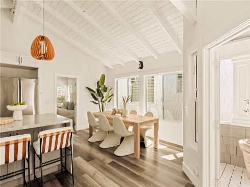 702  Acacia   Avenue, Corona del Mar, CA