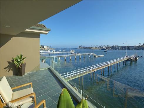 2027 Bayside Drive, Corona del Mar, CA