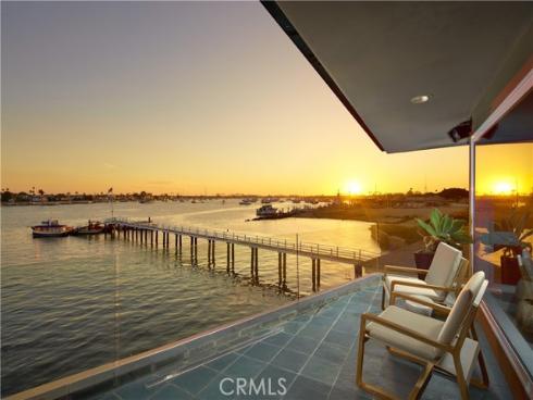 2027 Bayside Drive, Corona del Mar, CA
