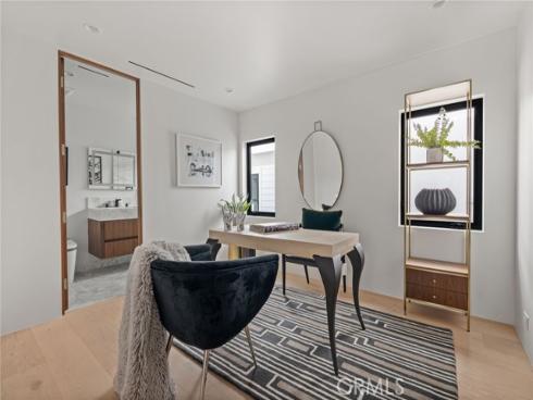 400 Heliotrope , Corona del Mar, CA