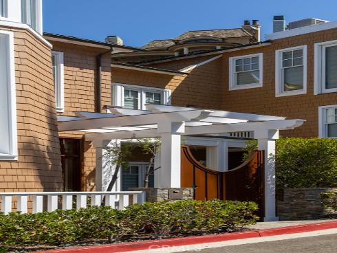 2323 Bayside Drive, Corona del Mar, CA