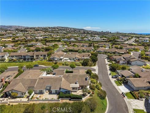 1 Breakwater Drive , Corona del Mar, CA