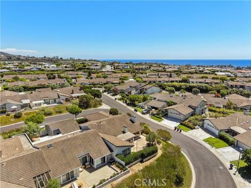 1 Breakwater Drive , Corona del Mar, CA