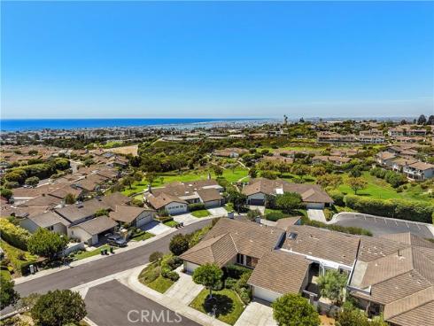 1 Breakwater Drive , Corona del Mar, CA