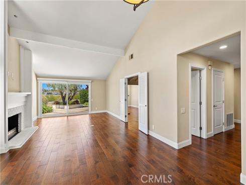 1 Breakwater Drive , Corona del Mar, CA