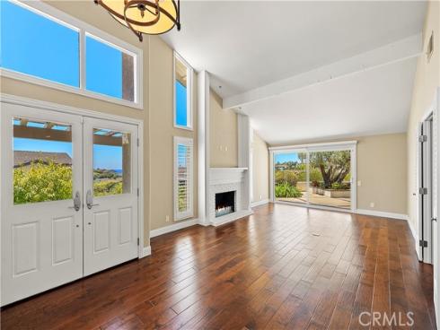 1 Breakwater Drive , Corona del Mar, CA