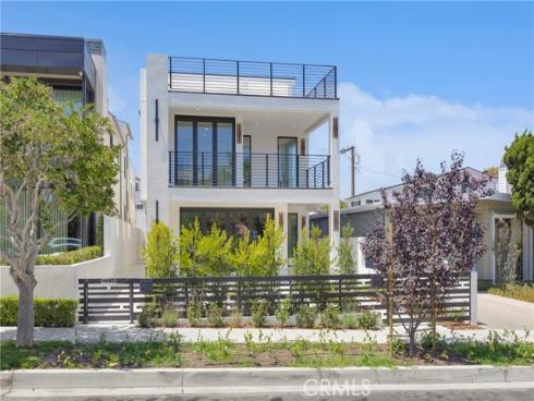 321 Larkspur 1-2 Avenue, Corona del Mar, CA