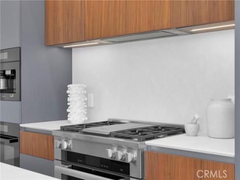 321 Larkspur 1-2 Avenue, Corona del Mar, CA