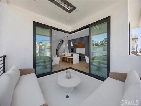 321 Larkspur 1-2 Avenue, Corona del Mar, CA