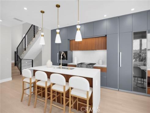 321 Larkspur 1-2 Avenue, Corona del Mar, CA