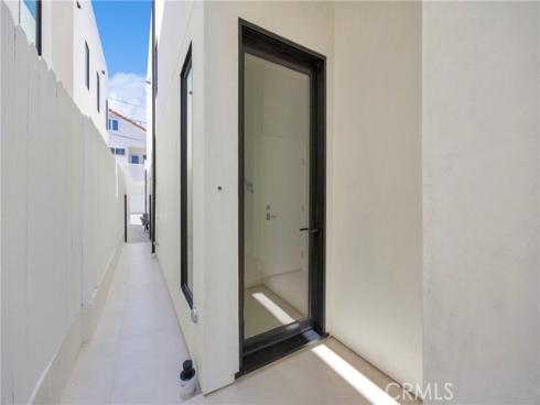 321 Larkspur 1-2 Avenue, Corona del Mar, CA