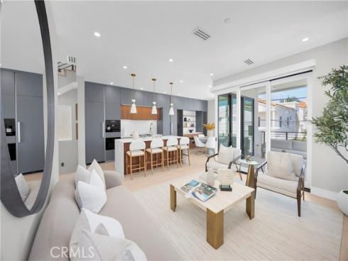 321 Larkspur 1-2 Avenue, Corona del Mar, CA
